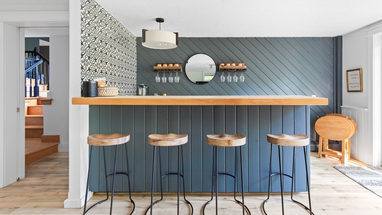 Photo of Others in Johnson