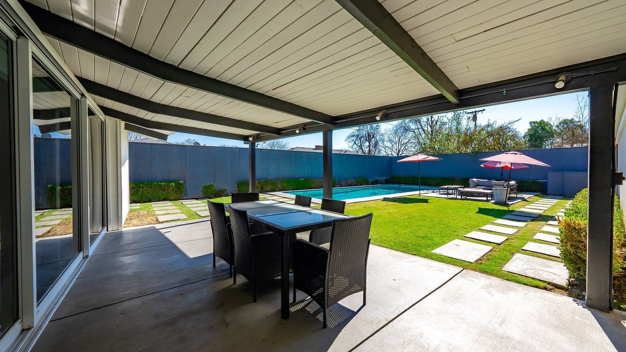 Photo of Outdoor in Hanford