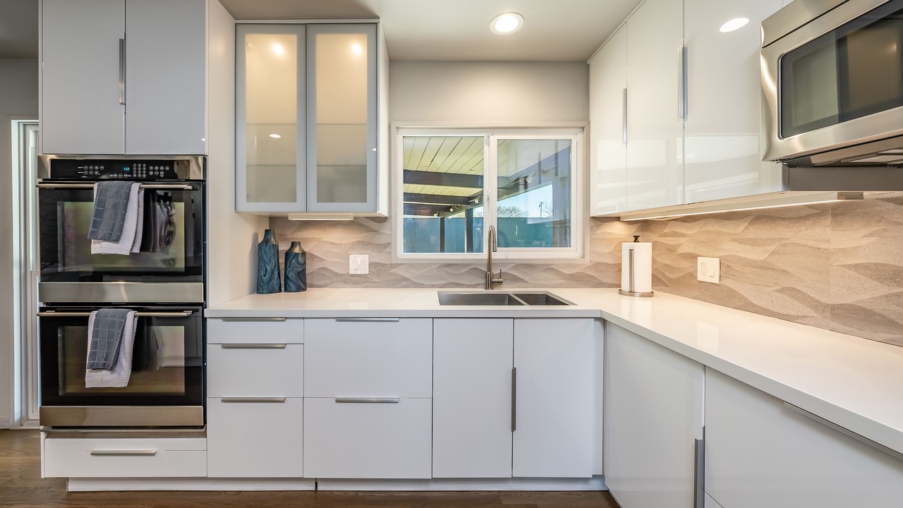 Photo of Kitchen in Hanford