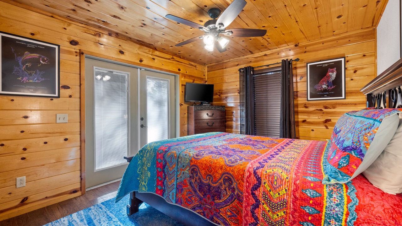 Photo of Bedroom in Broken Bow