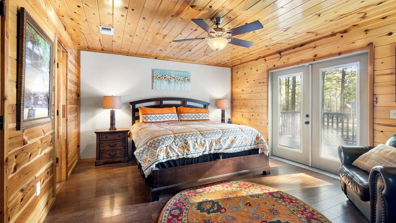 Photo of Bedroom in Broken Bow