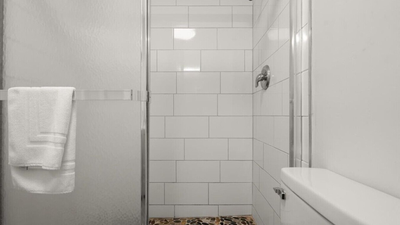 Photo of Bathroom in Southern Shores