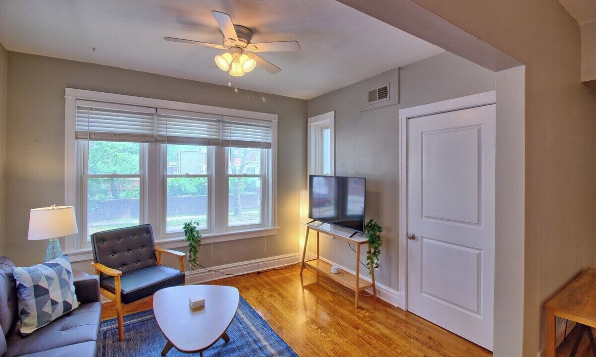 Photo of Livingroom in Tower Grove South