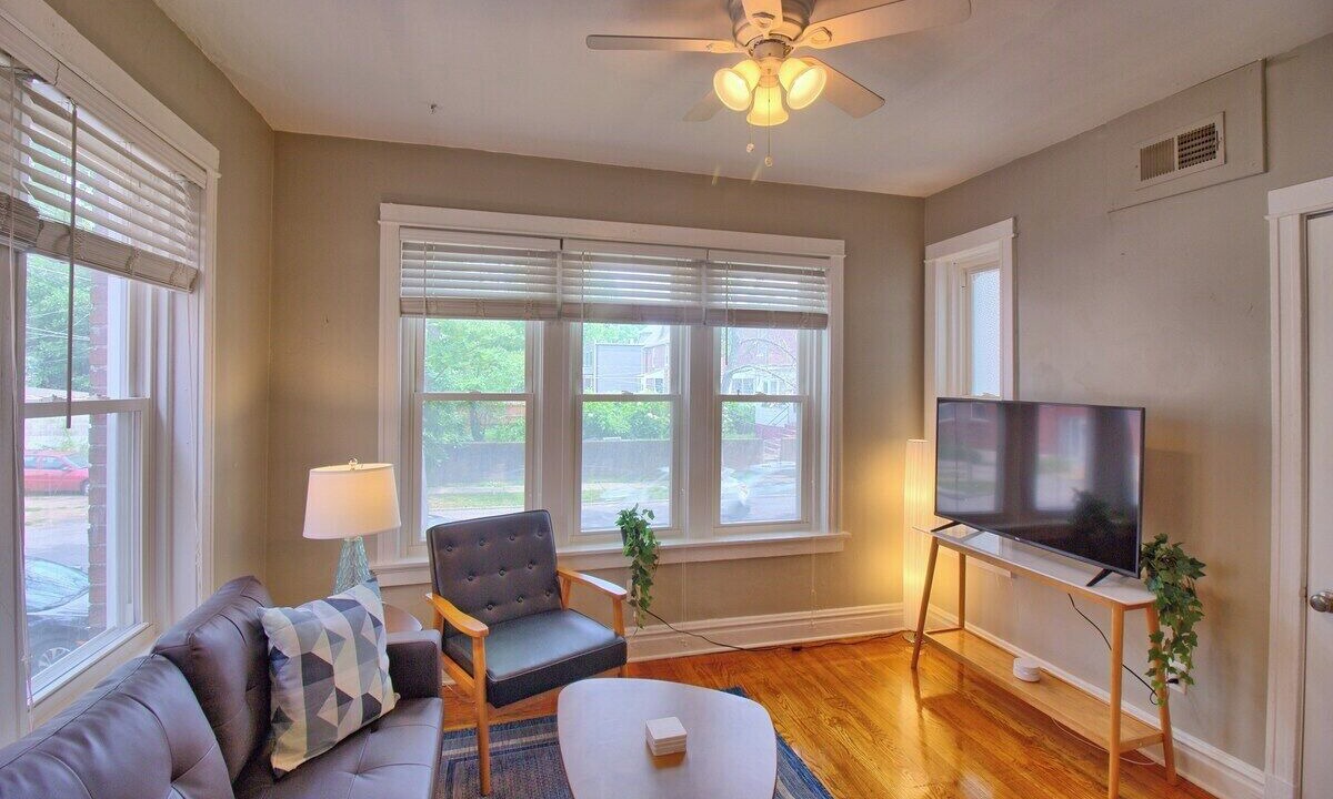 Photo of Livingroom in Tower Grove South