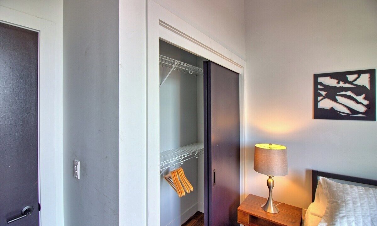 Photo of Bedroom in Midtown