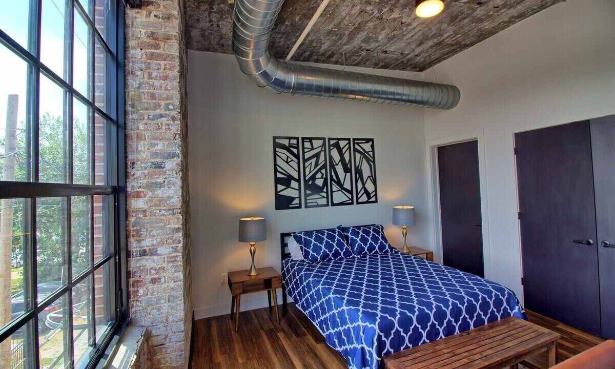 Photo of Bedroom in Midtown