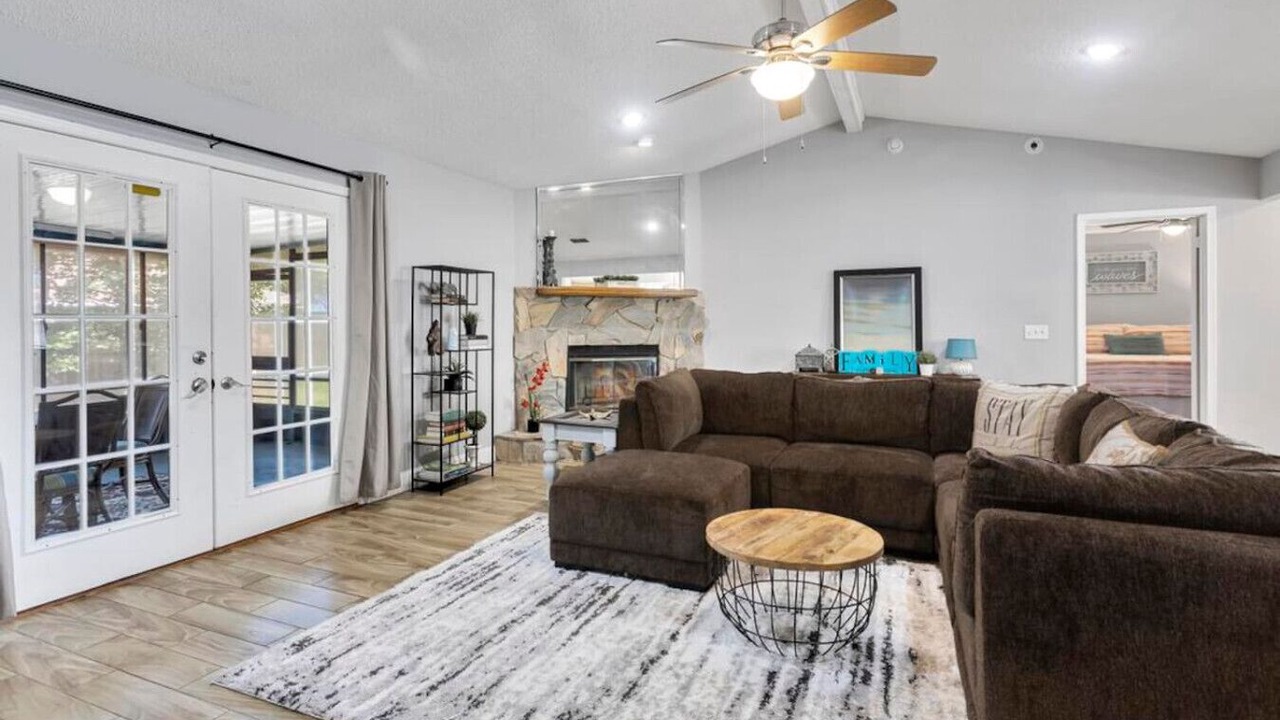 Photo of Livingroom in Southside
