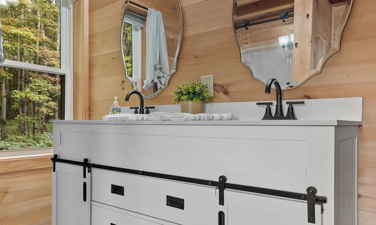 Photo of Bathroom in Davenport