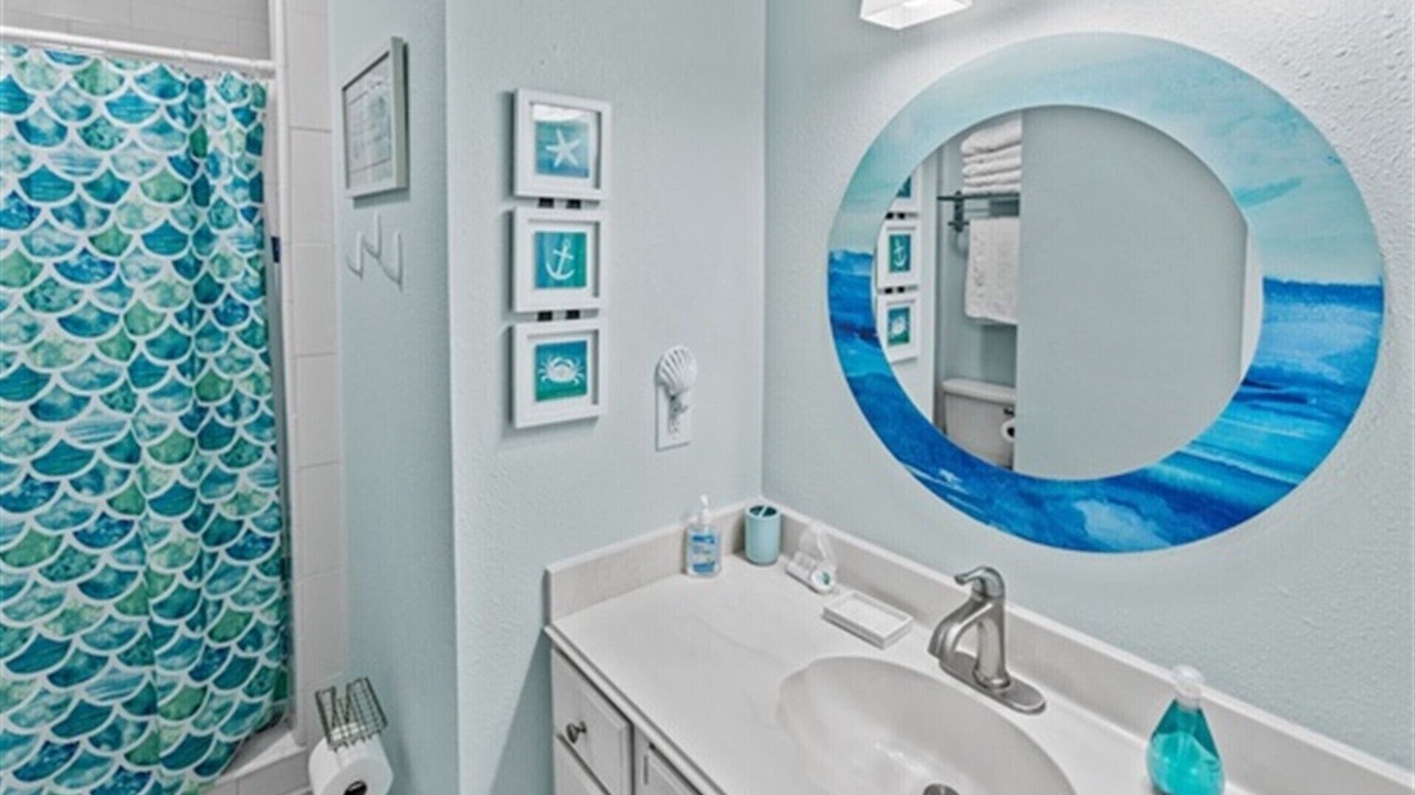 Photo of Bathroom in Jamaica Beach