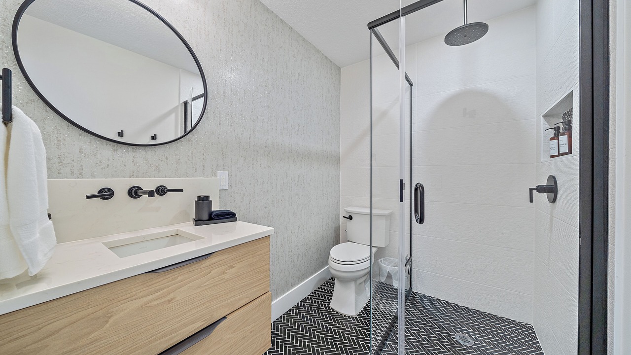 Photo of Bathroom in Arlington Park