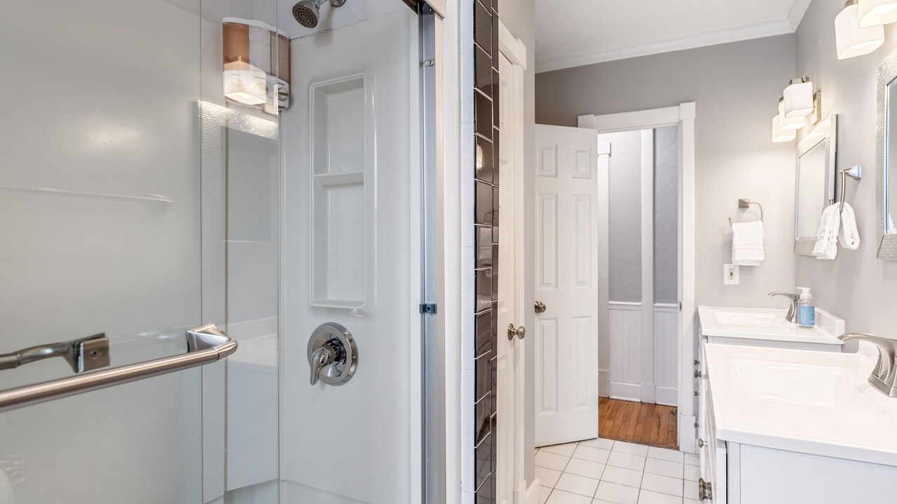 Photo of Bathroom in St. Louis