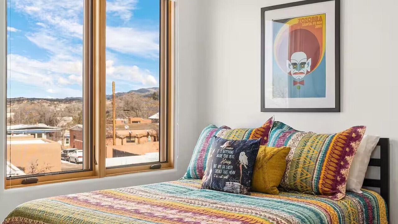 Photo of Bedroom in South Capitol