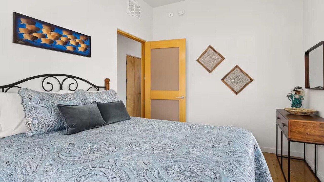 Photo of Bedroom in South Capitol