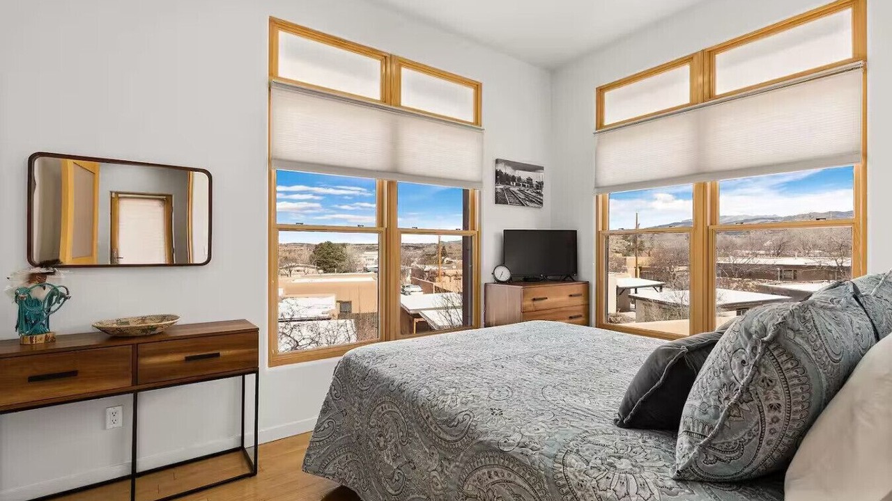 Photo of Bedroom in South Capitol