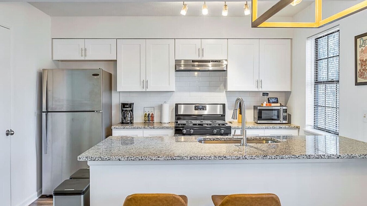 Photo of Kitchen in Leslie Estates