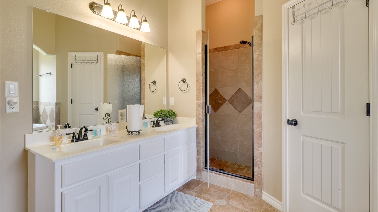 Photo of Bathroom in Killeen