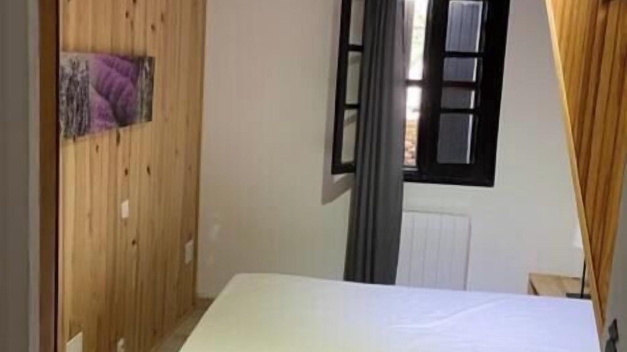 Photo of Bedroom in Saint-Laurent-La-Vernede