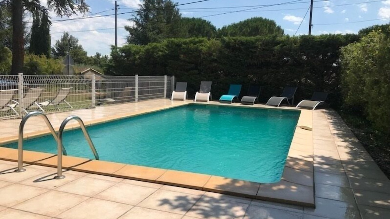 Photo of Outdoor in Saint-Laurent-La-Vernede