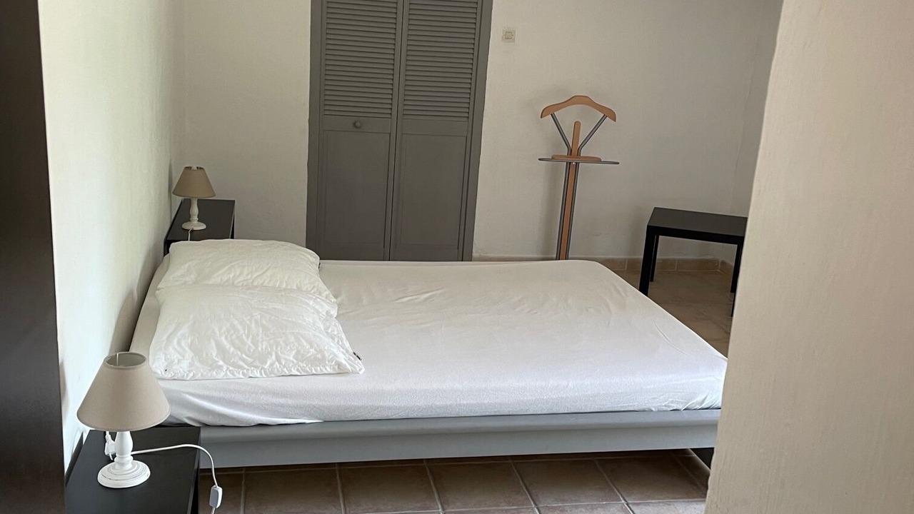 Photo of Bedroom in Saint-Laurent-La-Vernede