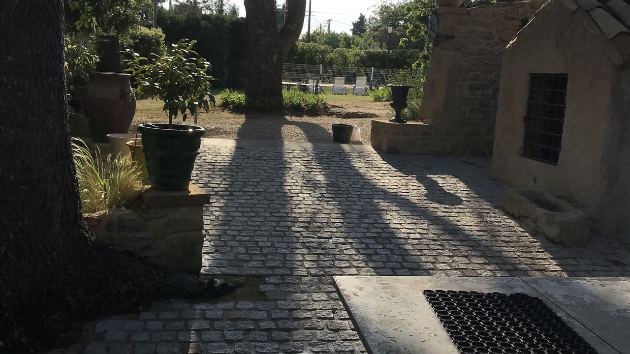 Photo of Outdoor in Saint-Laurent-La-Vernede