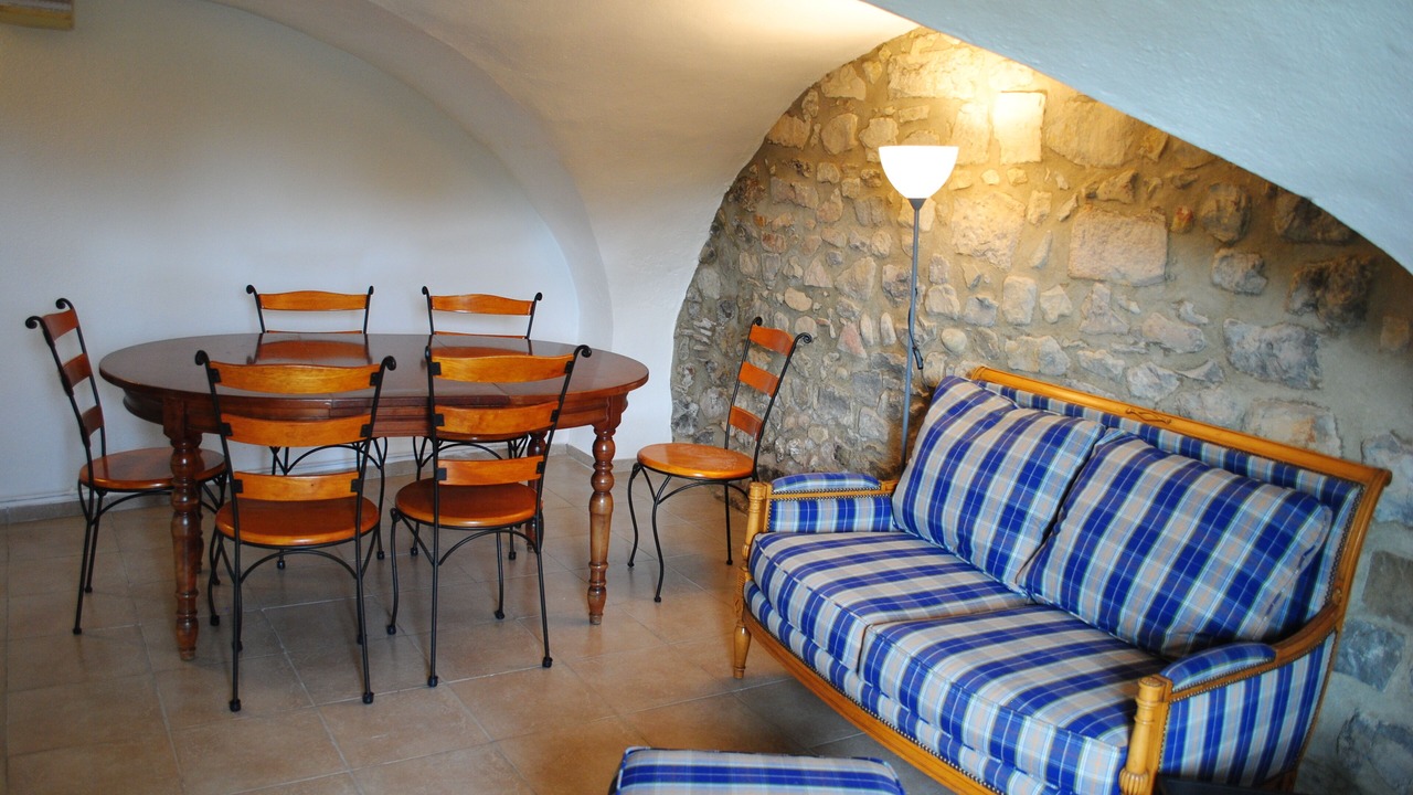 Photo of Others in Baix