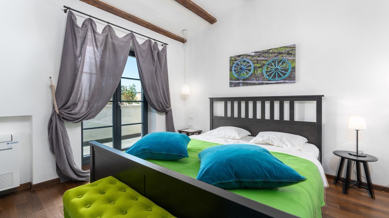 Photo of Bedroom in Baderna