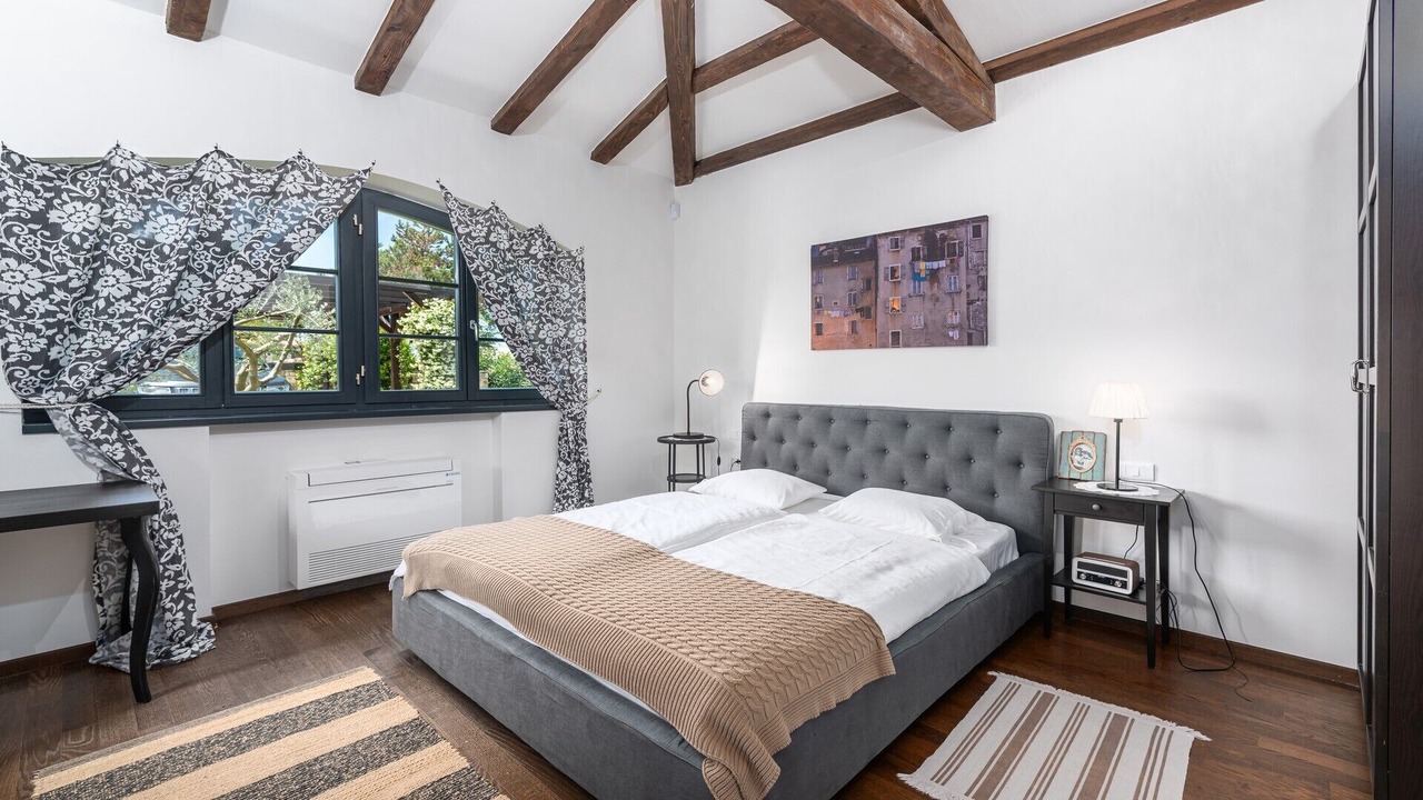 Photo of Bedroom in Baderna