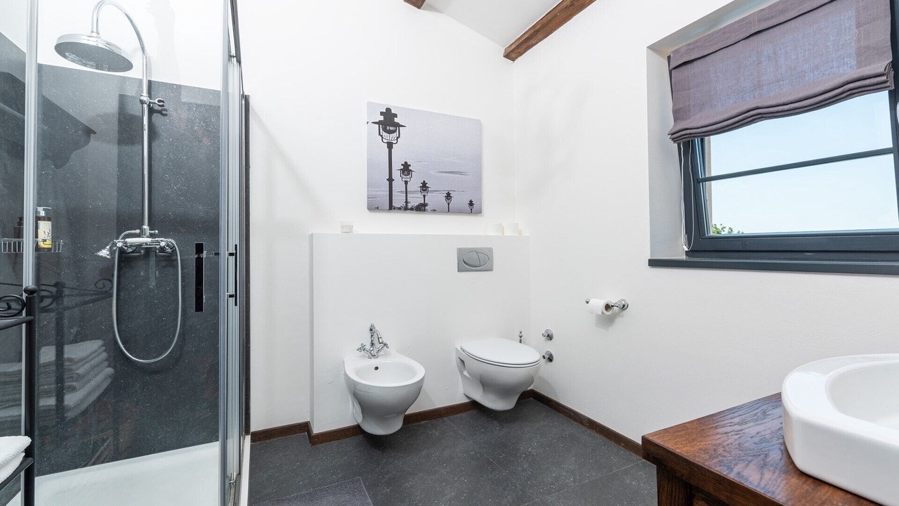 Photo of Bathroom in Baderna