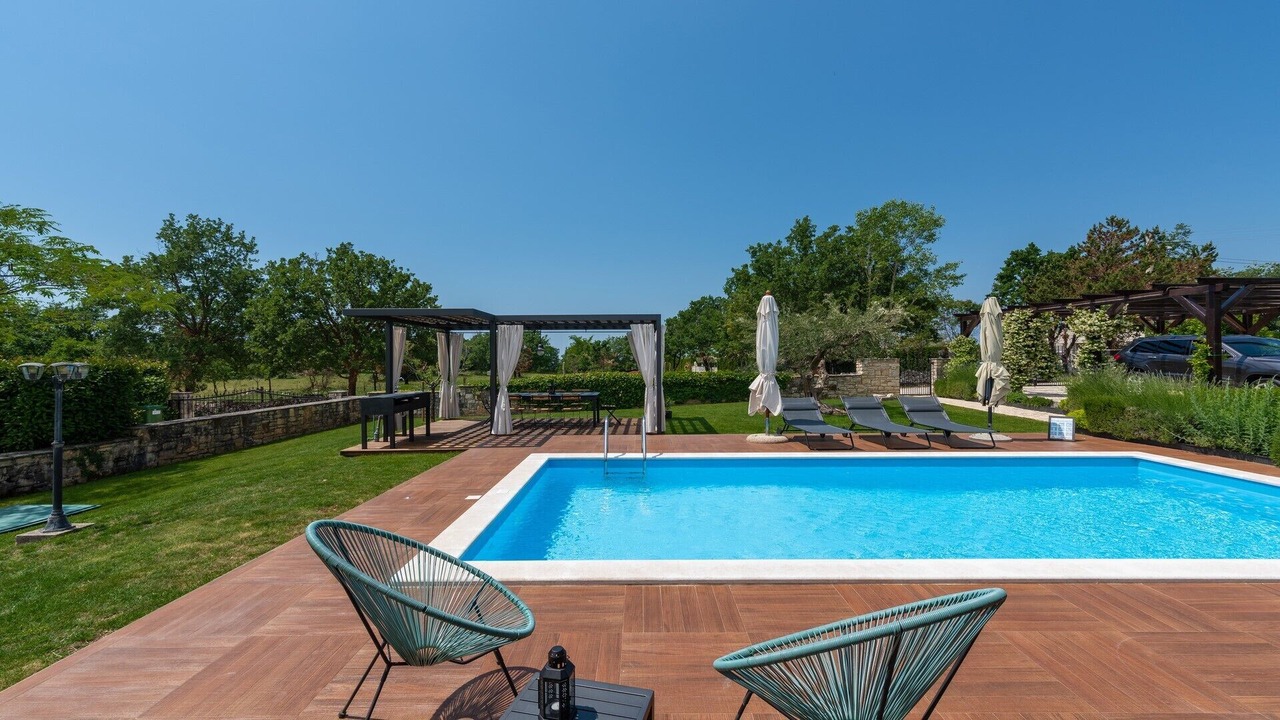 Photo of Outdoor in Baderna