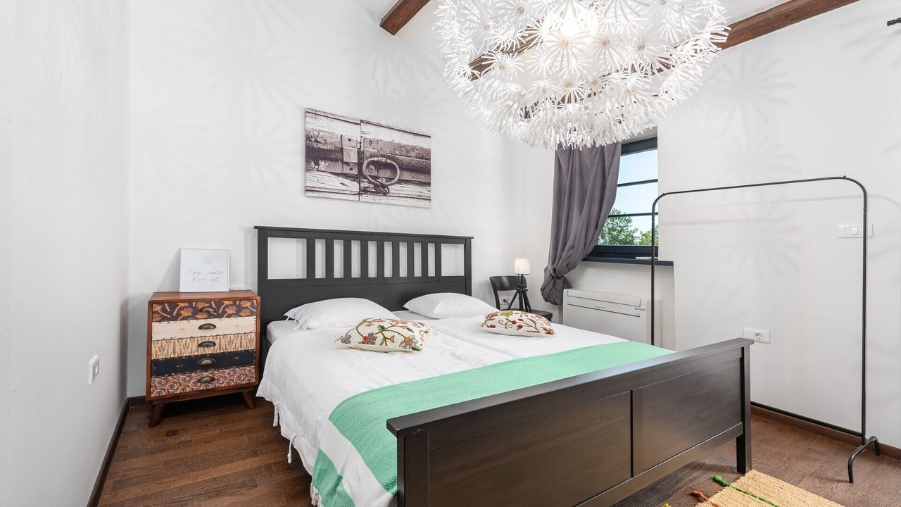 Photo of Bedroom in Baderna