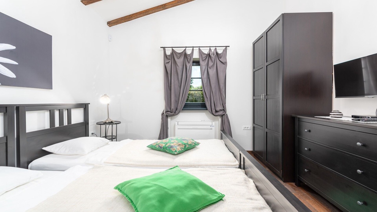 Photo of Bedroom in Baderna
