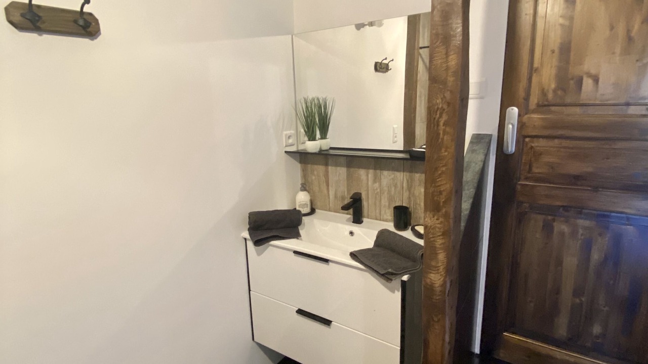 Photo of Bathroom in Torfou