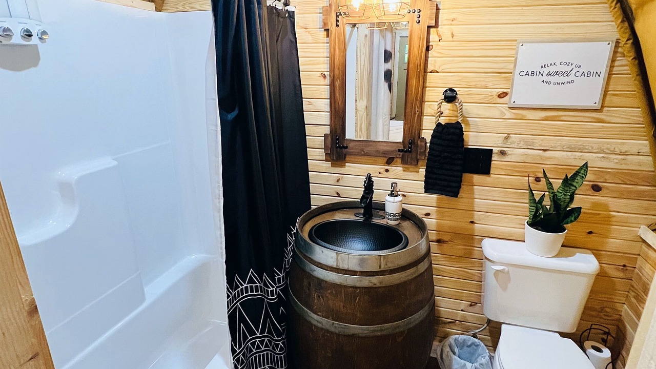 Photo of Bathroom in Alix