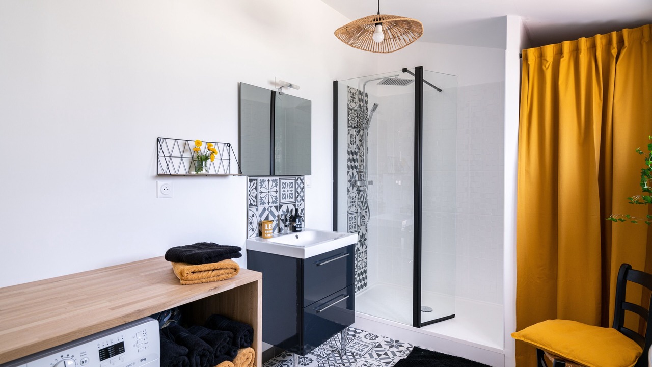 Photo of Bathroom in Goudelancourt-les-Pierrepont