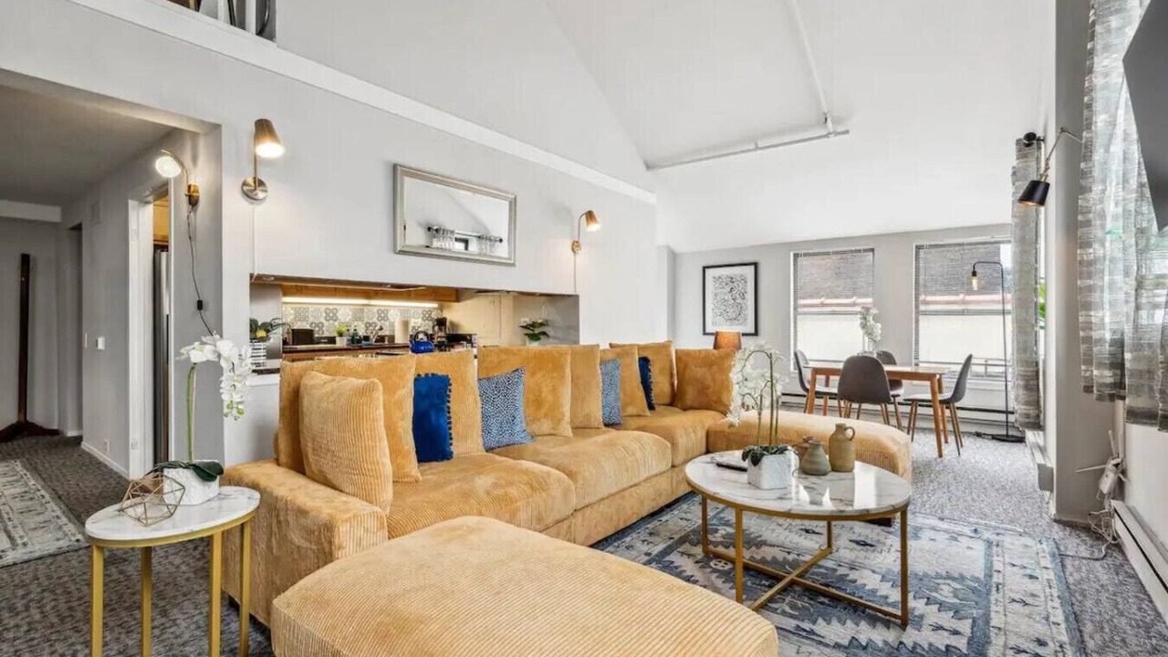 Photo of Livingroom in The Loop