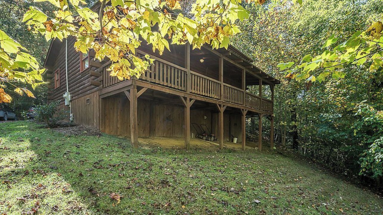 Photo of Outdoor in Sugar Grove