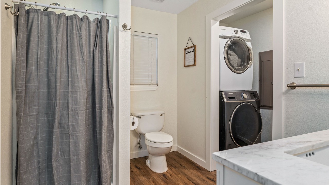 Photo of Bathroom in Kemp