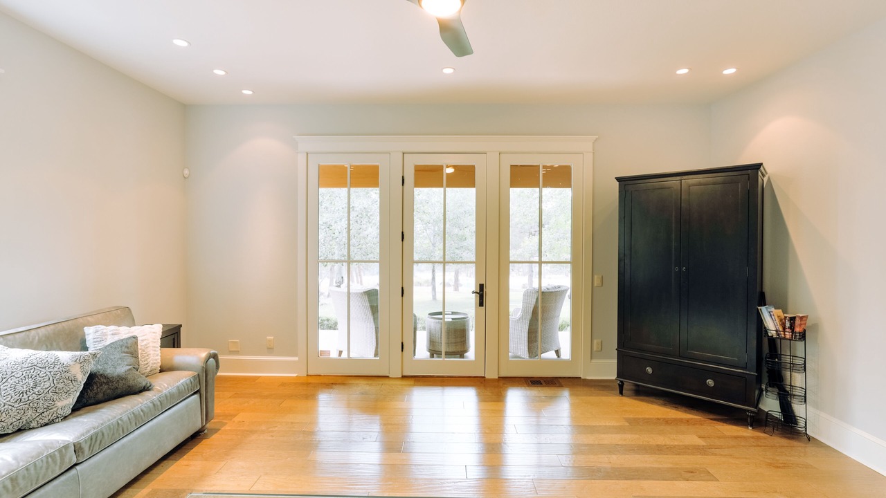 Photo of Livingroom in Klamath Falls