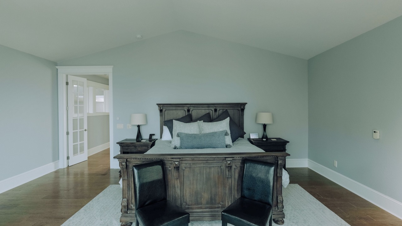 Photo of Bedroom in Klamath Falls