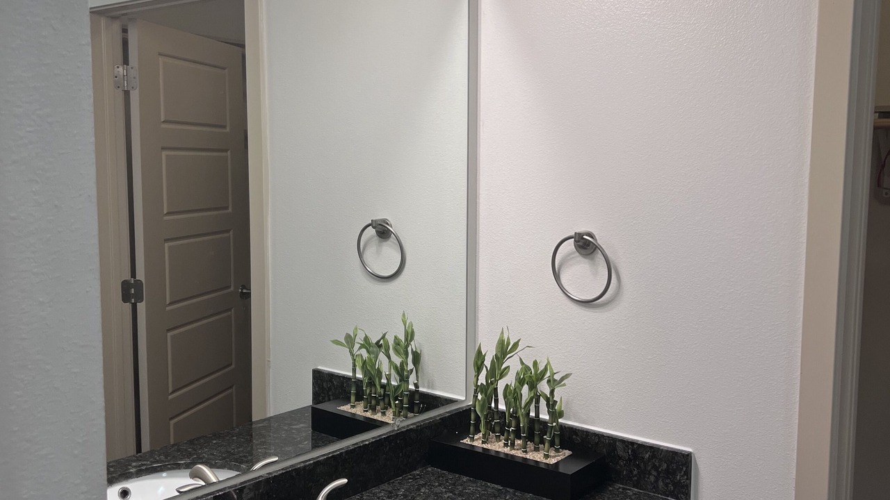 Photo of Bathroom in Woodlake - Briar Meadow