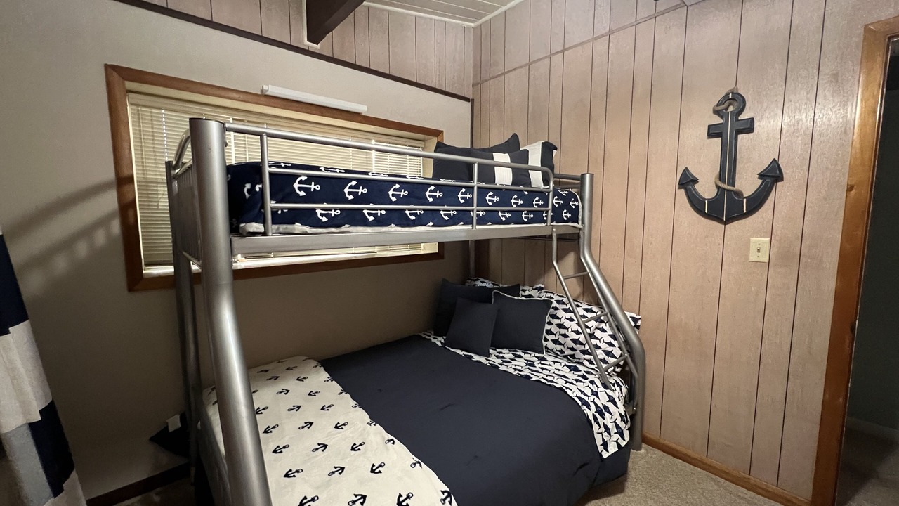 Photo of Bedroom in Gravois Mills