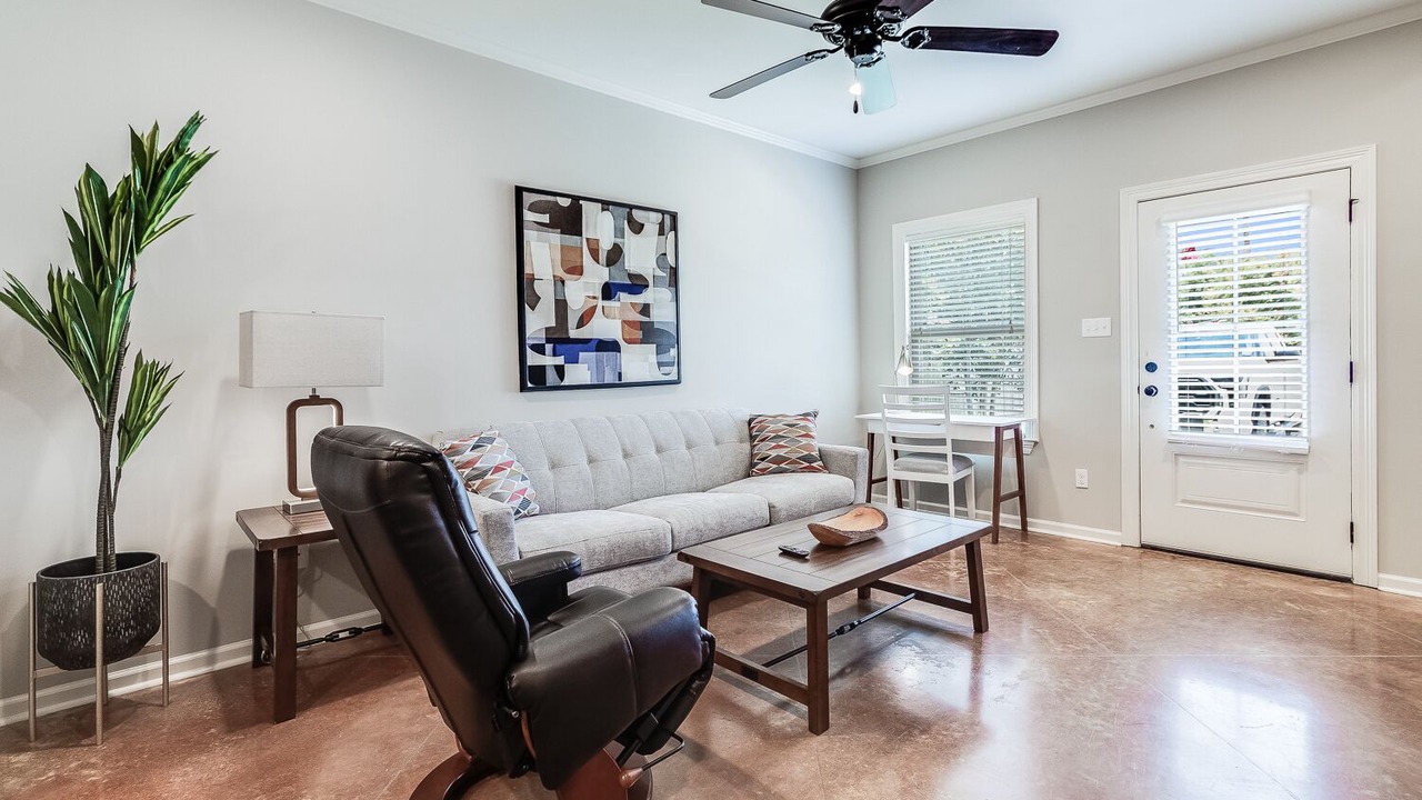 Photo of Livingroom in Lafayette