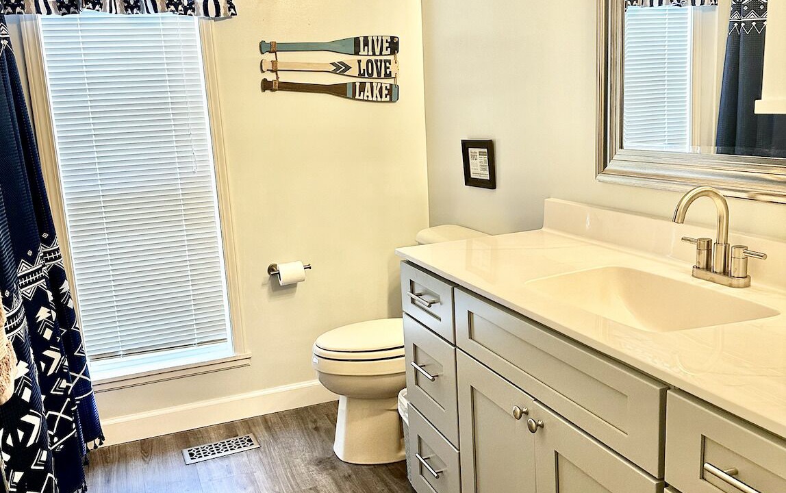 Photo of Bathroom in Big Sandy