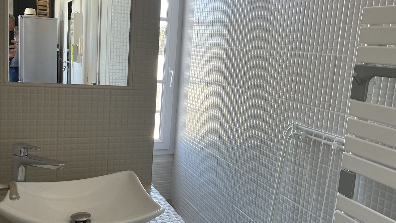 Photo of Bathroom in Saint-Regnobert-de-la-Cote-de-Nacre