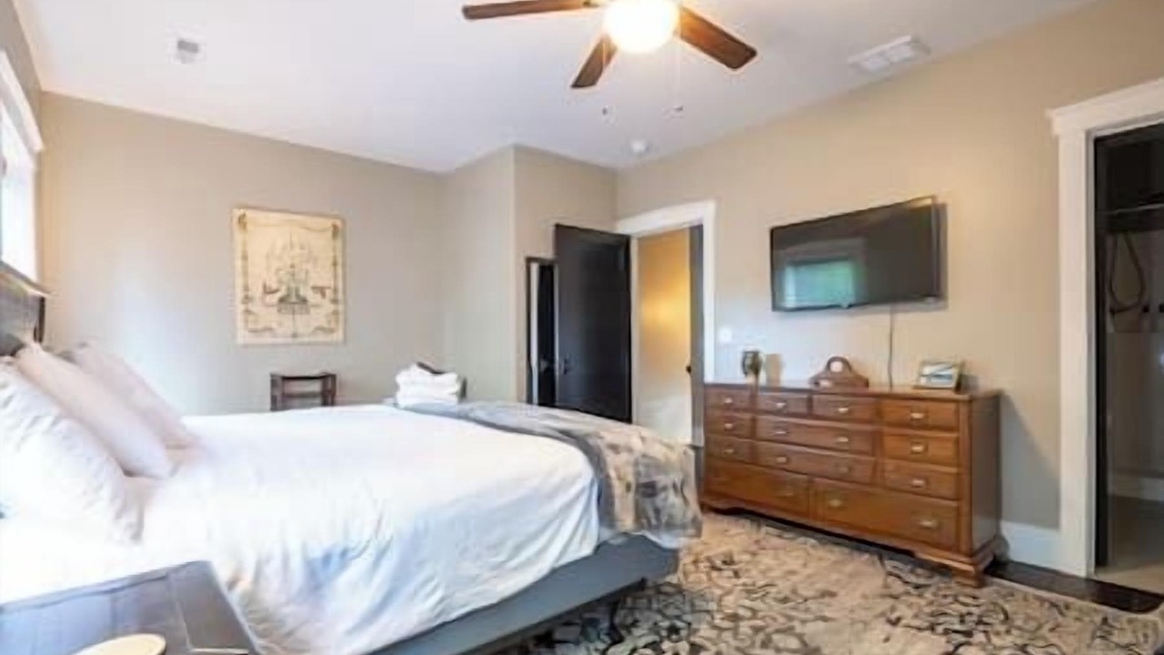 Photo of Bedroom in Madison