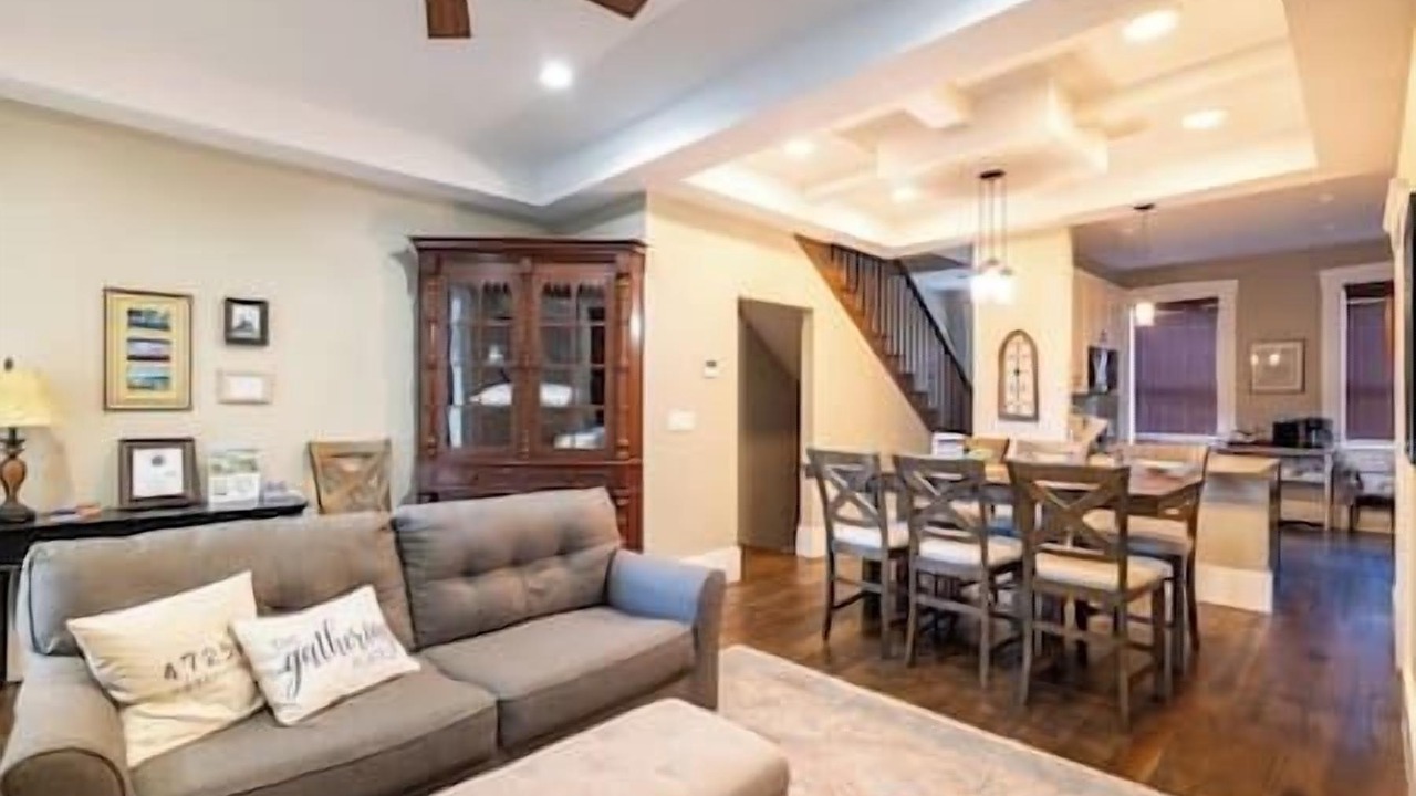 Photo of Livingroom in Madison