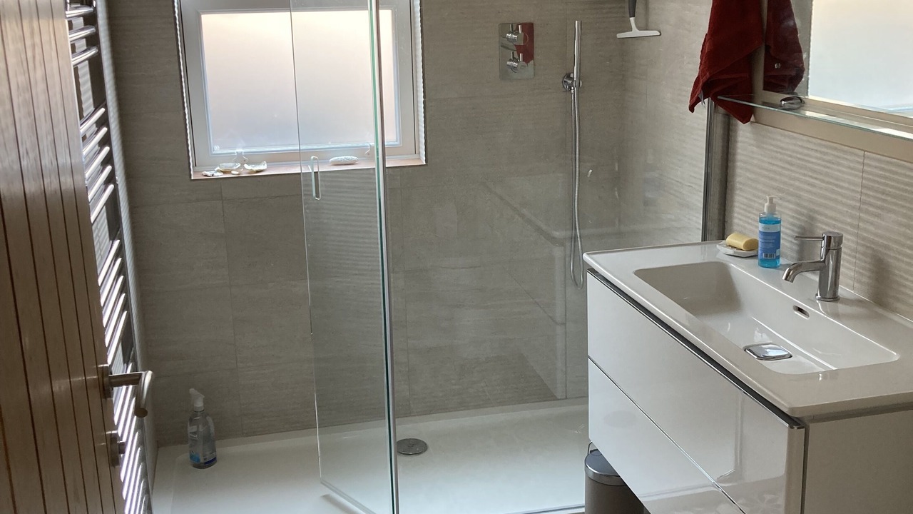 Photo of Bathroom in Eastbourne City Centre