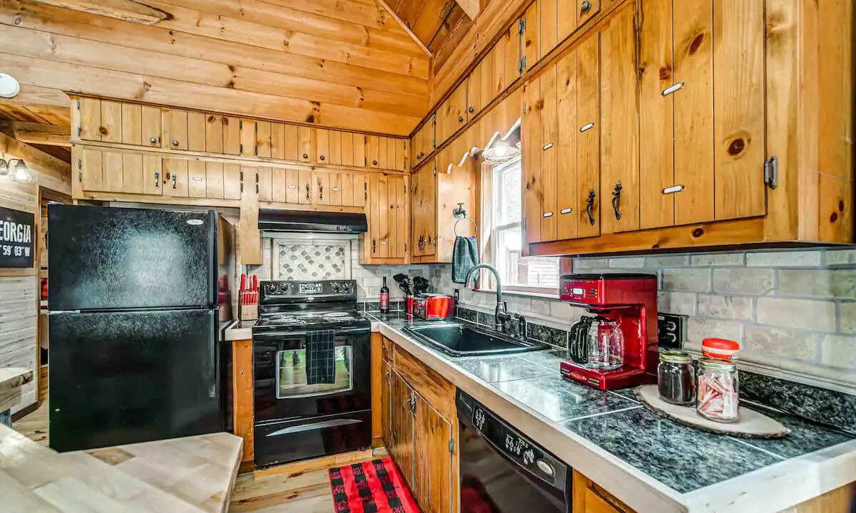 Photo of Kitchen in Dahlonega
