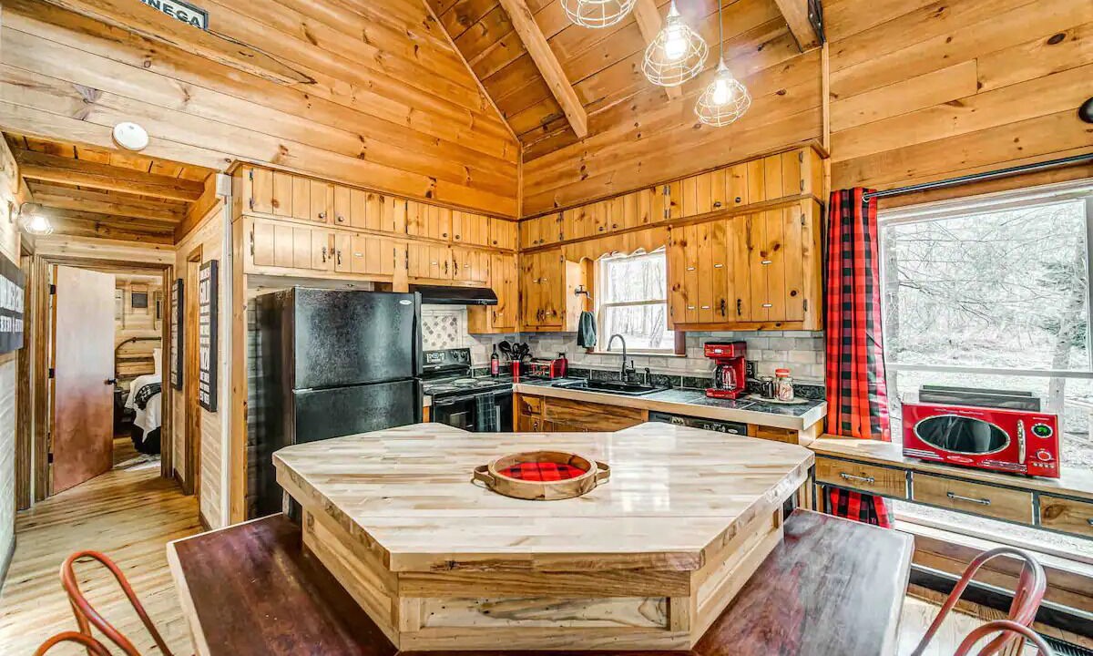 Photo of Kitchen in Dahlonega