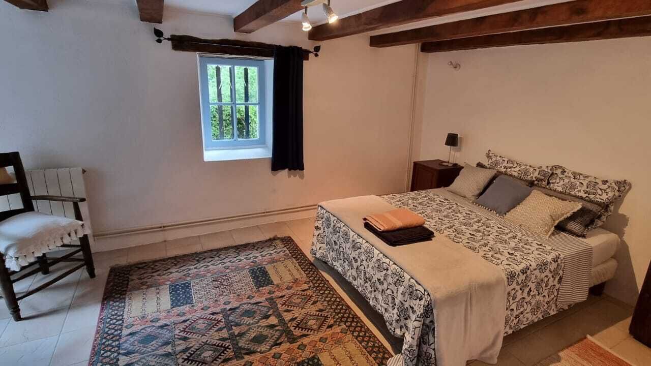 Photo of Bedroom in Lebreil